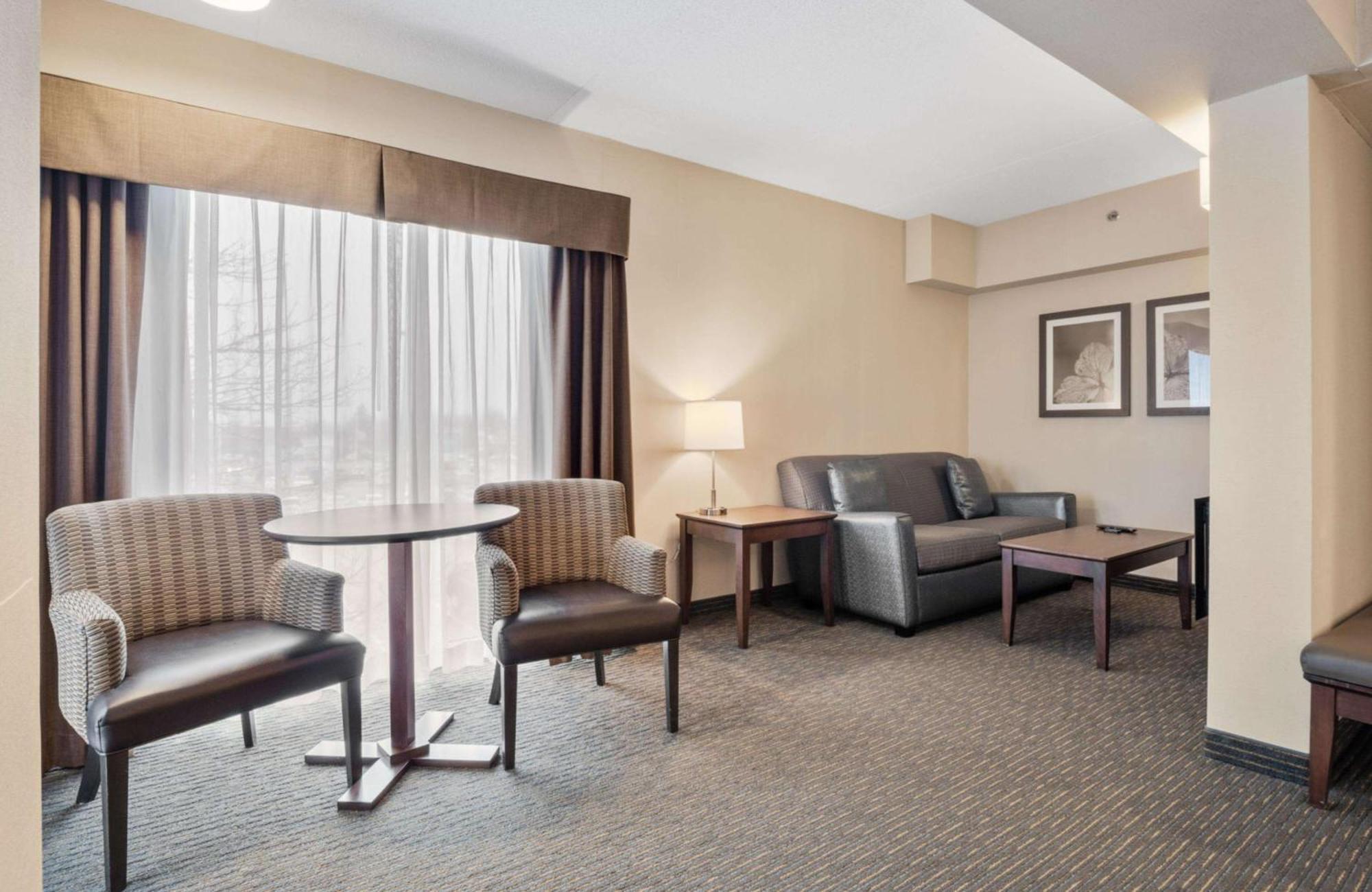 Best Western Plus Cairn Croft Hotel Niagara Falls Exterior photo