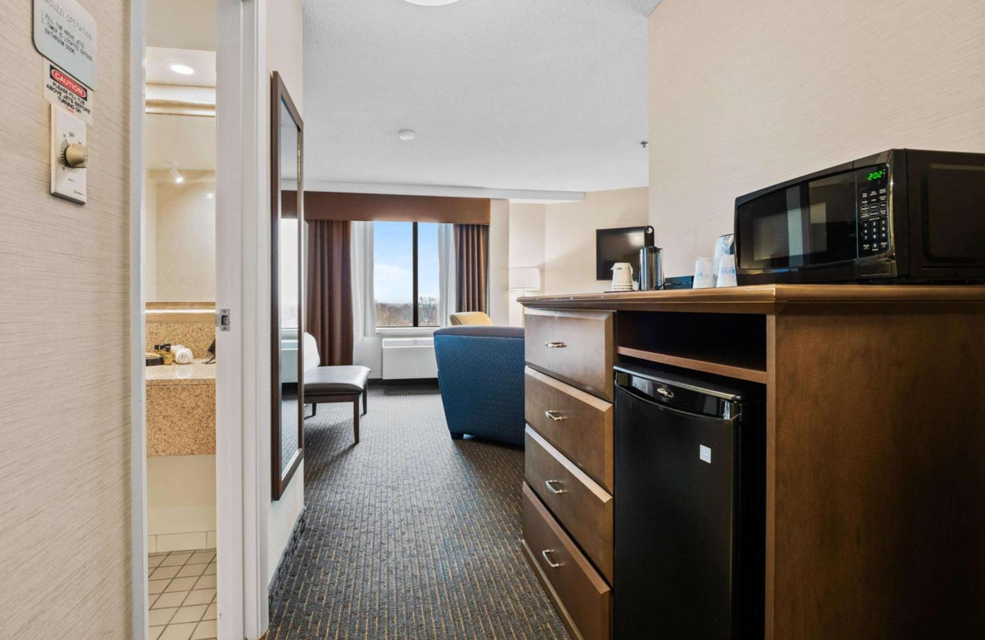Best Western Plus Cairn Croft Hotel Niagara Falls Exterior photo