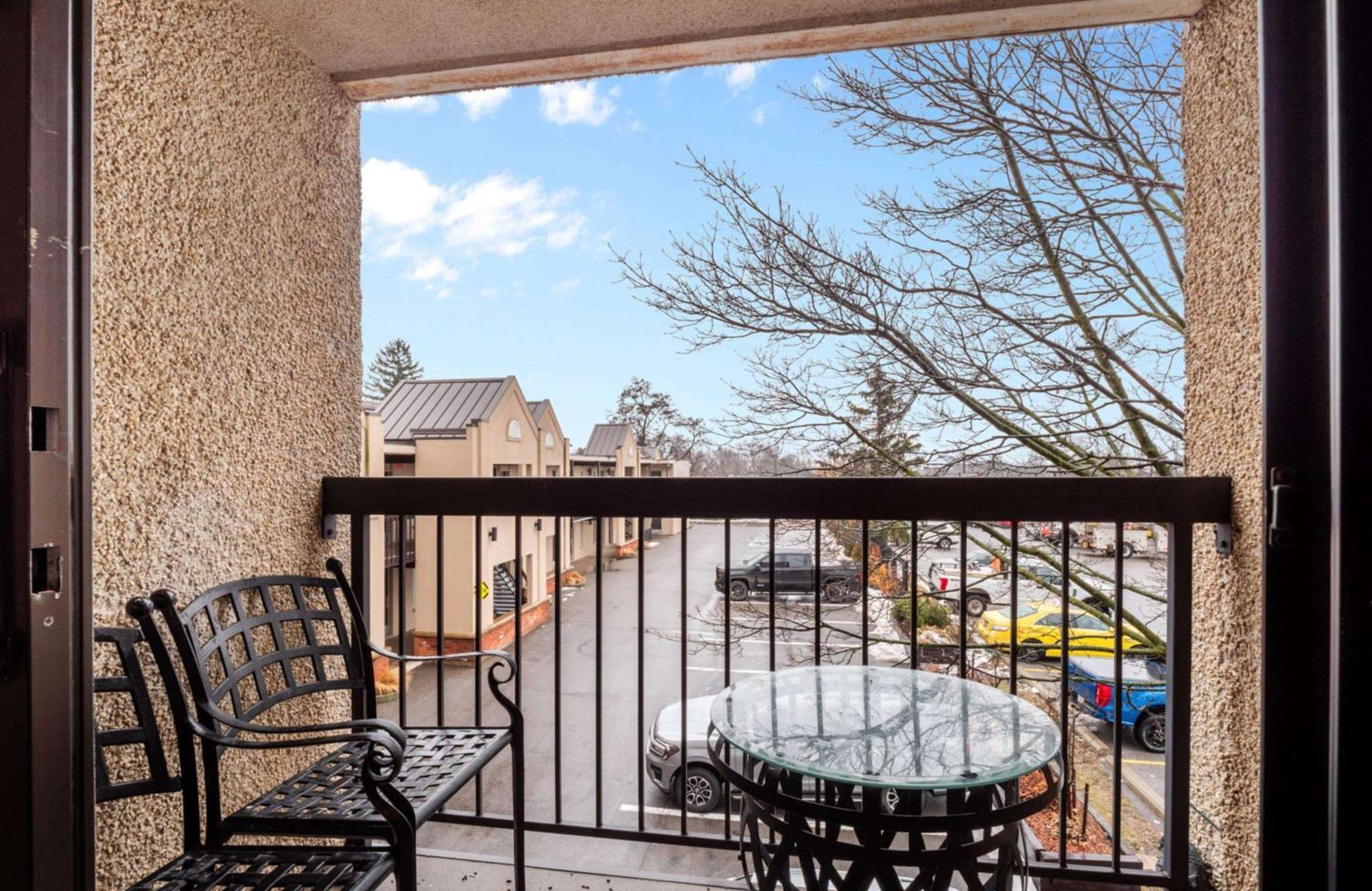 Best Western Plus Cairn Croft Hotel Niagara Falls Exterior photo